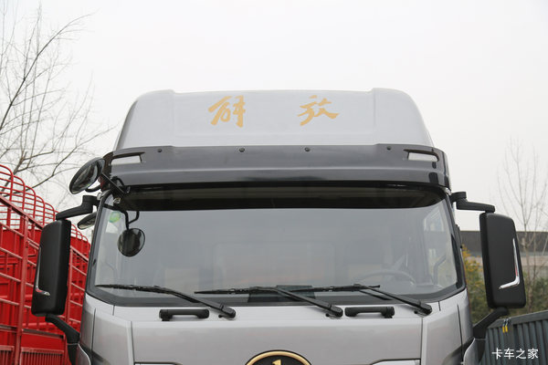 解放青岛载货JK6，车辆优惠请卡友到店看车，优惠力度大