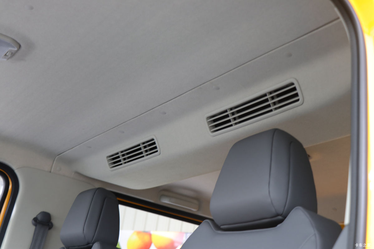 ���� ����+ ���̰� 129���� 3.2��˫�������Ῠ(JX1043TSGB26)��ʻ��                                               