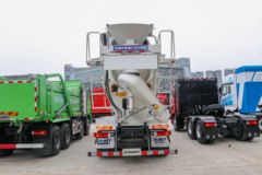 一汽解放 J6P 8X4 6.76方纯电动混凝土搅拌车(瑞江牌)(WL5310GJBCAAZBEV)