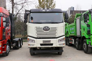 一汽解放底盘&nbsp;混凝土搅拌车外观                                                图片