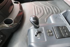 一汽解放底盘&nbsp;混凝土搅拌车驾驶室                                               图片