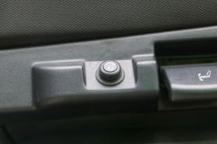 一汽解放 J6P 8X4 6.76方纯电动混凝土搅拌车(瑞江牌)(WL5310GJBCAAZBEV)