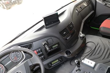 һ J6P 8X4 5.8Ű봿綯ж(CA3310P66N142L4T4BEV)423kWhͼƬ