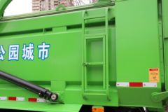 一汽解放 J6P 8X4 5.8米排半纯电动自卸车(CA3310P66N142L4T4BEV)423kWh