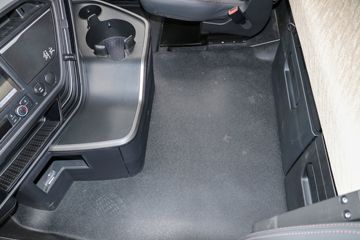 һ����� J6V �캽�� 560���� 8X4 9.4��AMT�Զ�����դʽ�ػ���(CA5310CCYP66K24L7T4E6)ͼƬ