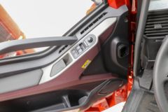 一汽解放 J6V 领航版 560马力 8X4 9.4米AMT自动档仓栅式载货车(CA5310CCYP66K24L7T4E6)