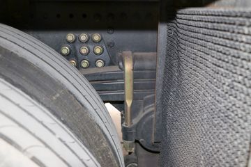 һ����� J6V �캽�� 560���� 8X4 9.4��AMT�Զ�����դʽ�ػ���(CA5310CCYP66K24L7T4E6)ͼƬ