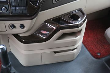 �ൺ��� JH6�ؿ� 290���� 6X2R 9.5����������ʽ�ػ���(����)ͼƬ