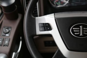 �ൺ��� JH6�ؿ� 290���� 6X2R 9.5����������ʽ�ػ���(����)ͼƬ