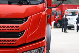 龙V&nbsp;自卸车外观                                                图片