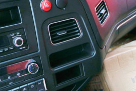 龙V&nbsp;自卸车驾驶室                                               图片