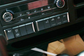 龙V&nbsp;自卸车驾驶室                                               图片