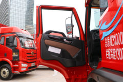 青岛解放 龙V2.0 超轻量化版 260马力 8X2 5.6米自卸车(国六)(CA3311PK8L1T10E6A90)