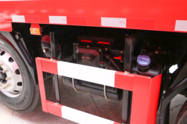 龙V&nbsp;自卸车底盘                                                图片