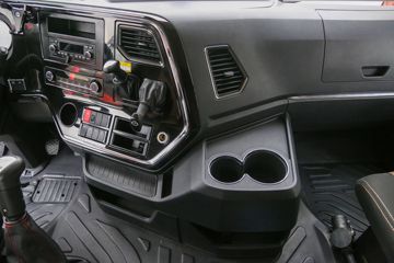 �ൺ��� ��VH 480���� 6X4 LNGǣ����(Һ��)ͼƬ