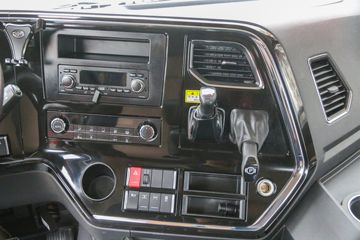 �ൺ��� ��VH 480���� 6X4 LNGǣ����(Һ��)ͼƬ