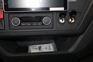 һ����� J6G �캽�� 320���� 6X2 9.7����ʽ�ػ���(����)(CA5250XXYP62K1L5T3E6)ͼƬ