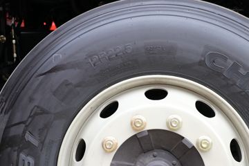 һ����� J6G �캽�� 320���� 6X2 9.7����ʽ�ػ���(����)(CA5250XXYP62K1L5T3E6)ͼƬ