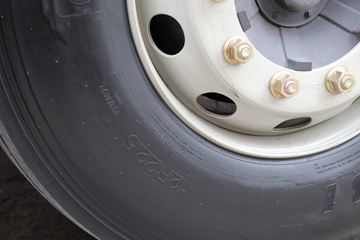 һ����� J6G �캽�� 320���� 6X2 9.7����ʽ�ػ���(����)(CA5250XXYP62K1L5T3E6)ͼƬ