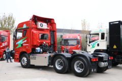 青岛解放 JH6重卡 南方卓越版 6X4 混合动力牵引车(国六)(CA4250P26K15T1HEVA80)15kWh