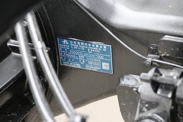 ൺ JH6ؿ 520 8X4 9.4AMTԶդʽػ(CA5310CCYP25K2L7T4E6A80)ͼƬ