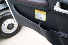 青岛解放 JK6 8X4 纯电动混凝土搅拌运输车(CA1311P28L3T4BEVA80)350kWh