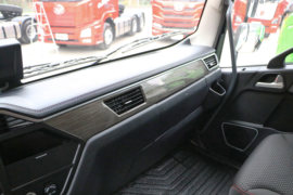 解放JK6&nbsp;电动牵引车驾驶室图片