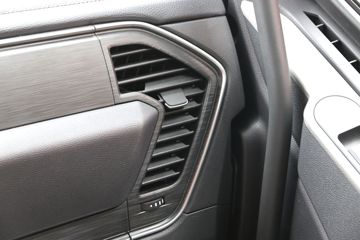 һ����� J6E�ؿ� 520���� 4X2 AMT�Զ���ǣ����(CA4180P66K25E6)ͼƬ