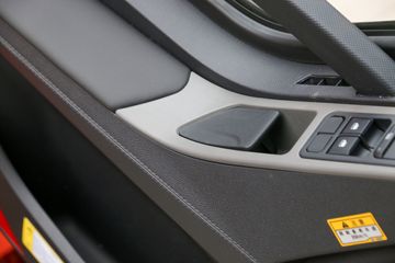 һ����� J6E�ؿ� 520���� 4X2 AMT�Զ���ǣ����(CA4180P66K25E6)ͼƬ