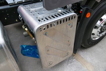 һ����� J6E�ؿ� 520���� 4X2 AMT�Զ���ǣ����(CA4180P66K25E6)ͼƬ