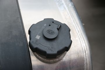 һ����� J6E�ؿ� 520���� 4X2 AMT�Զ���ǣ����(CA4180P66K25E6)ͼƬ