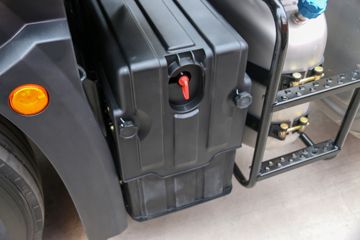 һ����� J6E�ؿ� 520���� 4X2 AMT�Զ���ǣ����(CA4180P66K25E6)ͼƬ