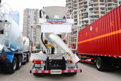 青岛解放 JK6 320马力 轻量化版 8X4 8方混凝土搅拌运输车(CA1311P28K1L4T4BE6A81)