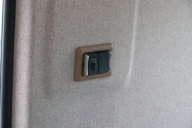 解放JK6&nbsp;混凝土搅拌车驾驶室                                               图片