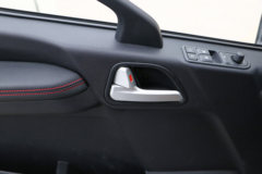 青岛解放 JK6 320马力 轻量化版 8X4 8方混凝土搅拌运输车(CA1311P28K1L4T4BE6A81)