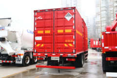 青岛解放 JK6 220马力 4X2 7.8米厢式危化品车(CA1180P28K2L4BE6A81)