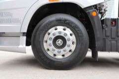 一汽解放 J7重卡 660马力 6X4 牵引车(国六)(CA4250P77K25T1E6)