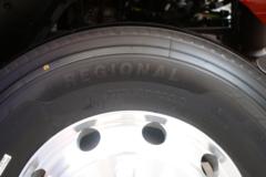 中国重汽 汕德卡SITRAK G5S重卡 290马力 4X2 6.8米AMT自动档栏板载货车(国六)