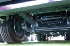 中国重汽 HOWO TX重卡 25T 6X4纯电动牵引车(ZZ4257Y344GZ1BEV35)350.07kWh