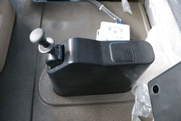 �������� HOWO TX�ؿ� 8X4 5.8�״��綯��ж��(ZZ3317Y326GZ1BEV)422kWhͼƬ