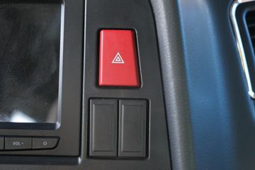 �������� HOWO TX�ؿ� 8X4 5.8�״��綯��ж��(ZZ3317Y326GZ1BEV)422kWhͼƬ