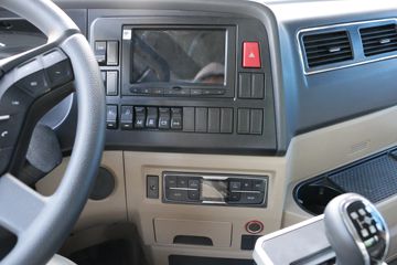 �������� HOWO TX�ؿ� 8X4 5.8�״��綯��ж��(ZZ3317Y326GZ1BEV)422kWhͼƬ