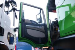 重汽豪沃 HOWO TX重卡 8X4 5.8米纯电动自卸车(ZZ3317Y326GZ1BEV)422kWh