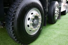 重汽豪沃 HOWO TX重卡 8X4 5.8米纯电动自卸车(ZZ3317Y326GZ1BEV)422kWh