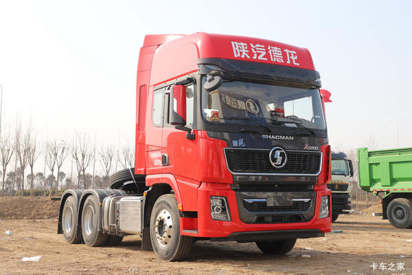 德龙X5000 牵引车