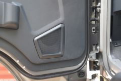 中国重汽HOWO 悍将 160马力 4.15米单排栏板轻卡(国六)(法士特8档)(ZZ1047G3215F144)