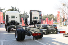 中国重汽 HOWO MAX 350马力 6X2 9.6米自动档栏板载货车(国六)(ZZ1257N54CKF1)