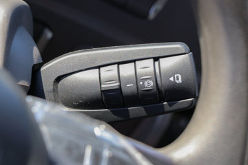 �й����� HOWO MAX 350���� 6X2 9.6���Զ��������ػ���(����)(ZZ1257N54CKF1)ͼƬ