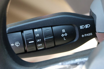 �й����� HOWO MAX 350���� 6X2 9.6���Զ��������ػ���(����)(ZZ1257N54CKF1)ͼƬ