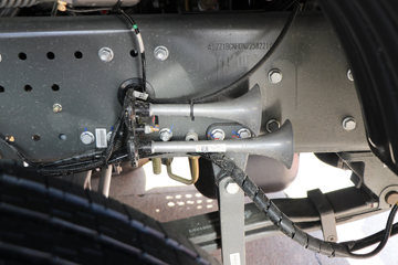 �й����� HOWO MAX 350���� 6X2 9.6���Զ��������ػ���(����)(ZZ1257N54CKF1)ͼƬ